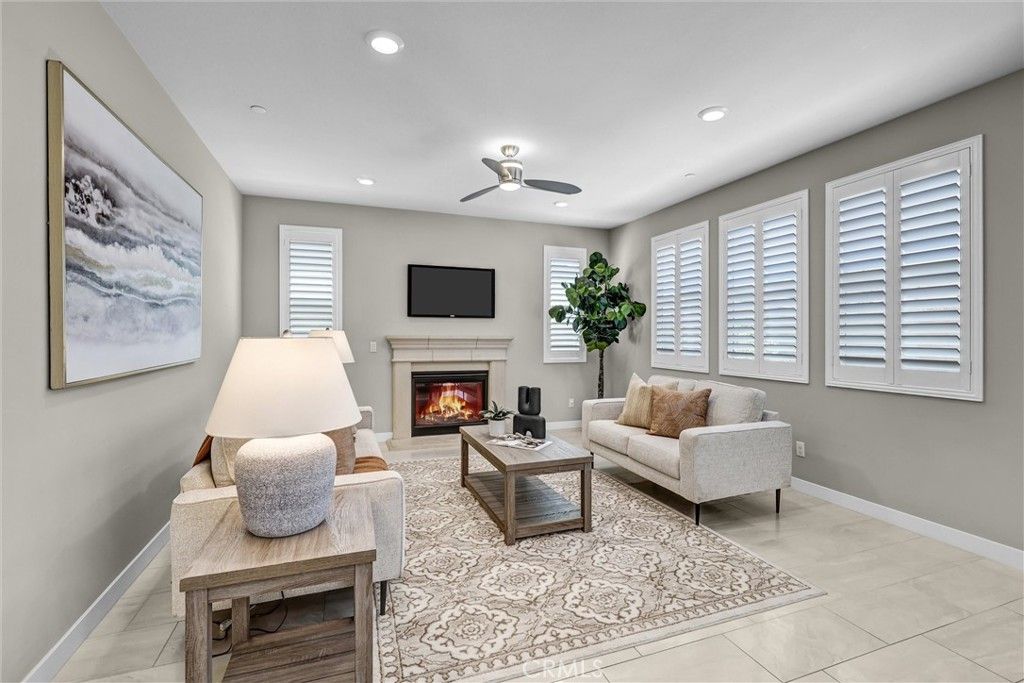 Image 4 of property listing at 105 Rake, Irvine, CA 92618