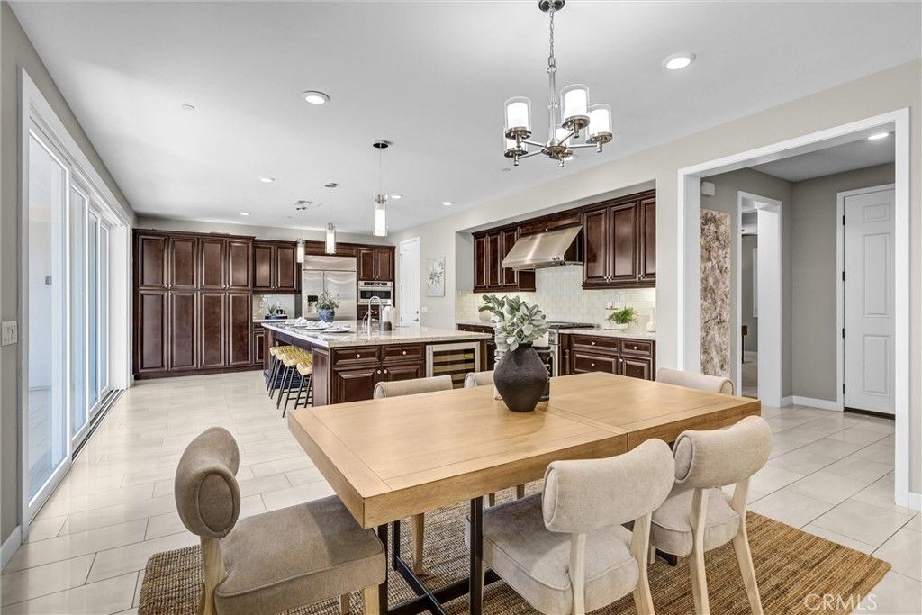 Image 7 of property listing at 105 Rake, Irvine, CA 92618