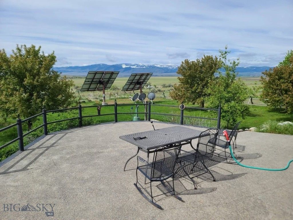 Address unavailable. photo 42