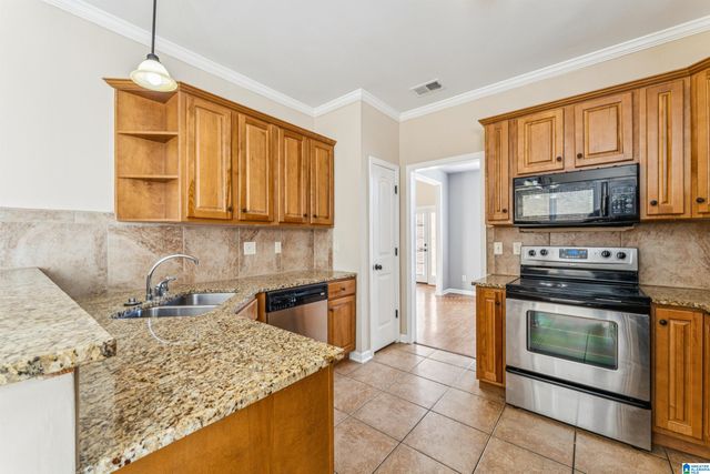 4950 PARADISE LAKE CIRCLE, Hoover, AL 35244