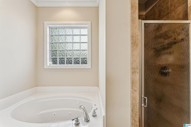 4950 PARADISE LAKE CIRCLE, Hoover, AL 35244