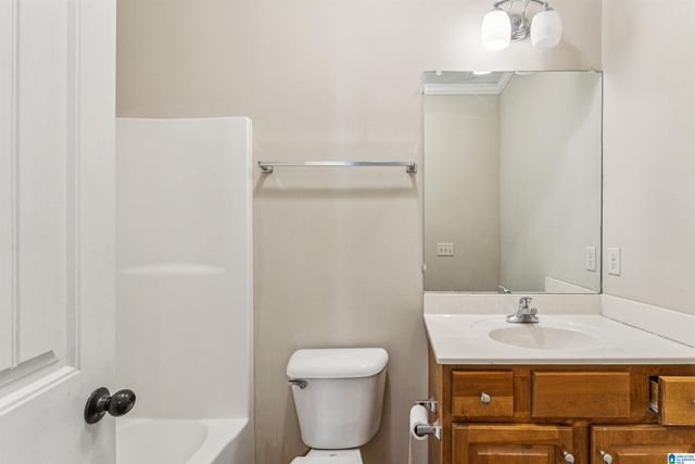 4950 PARADISE LAKE CIRCLE, Hoover, AL 35244