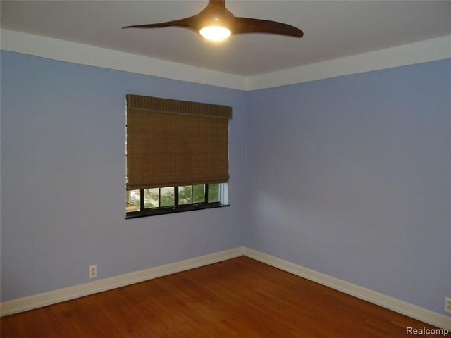 19925 Renfrew Road, Detroit, MI 48221