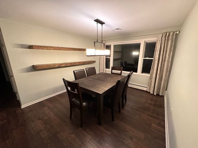 65 Lynnwood Ln, Worcester, MA 01609