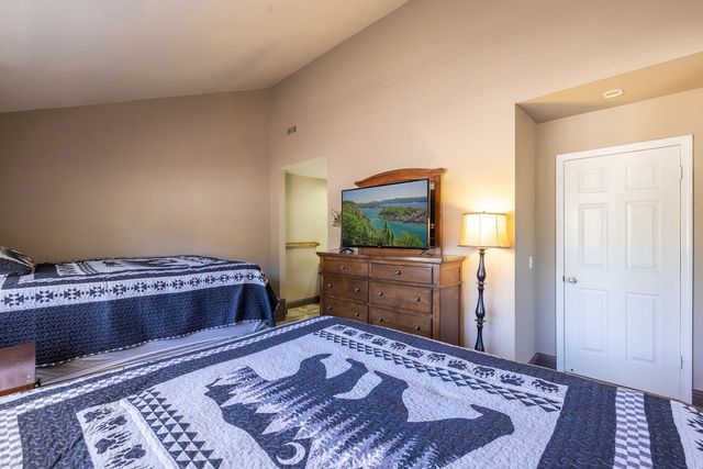 1377 Club View, Big Bear Lake, CA 92315