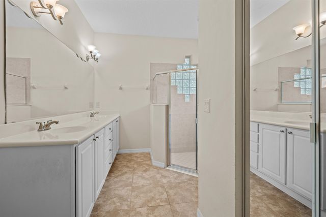 756 Crestwood Dr, St Augustine, FL 32086