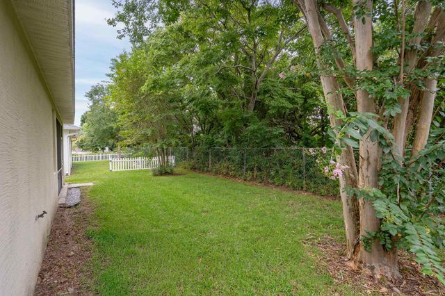 756 Crestwood Dr, St Augustine, FL 32086
