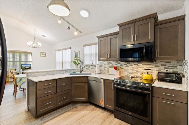 1008 VENTURA DRIVE, The Villages, FL 32159