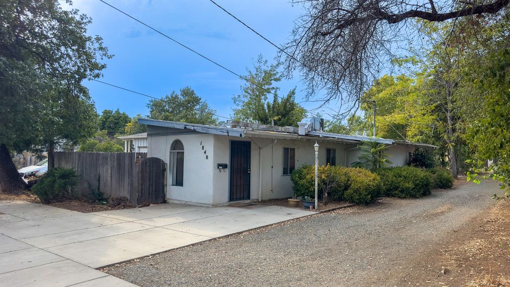 1840 8th Street, Redding, CA 96001