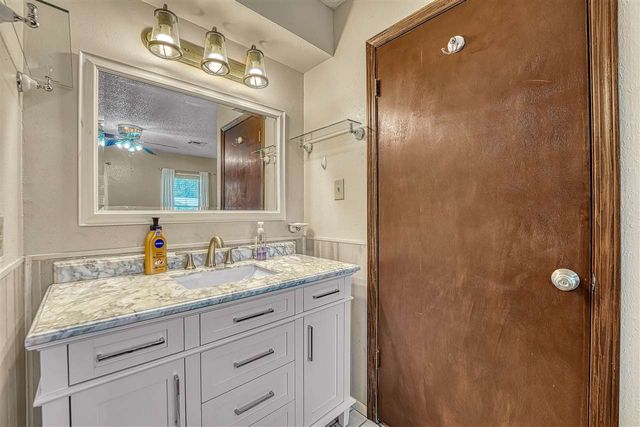 4608 NE Dearborn Ave, Lawton, OK 73507