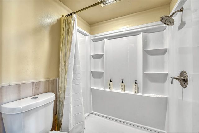 4608 NE Dearborn Ave, Lawton, OK 73507