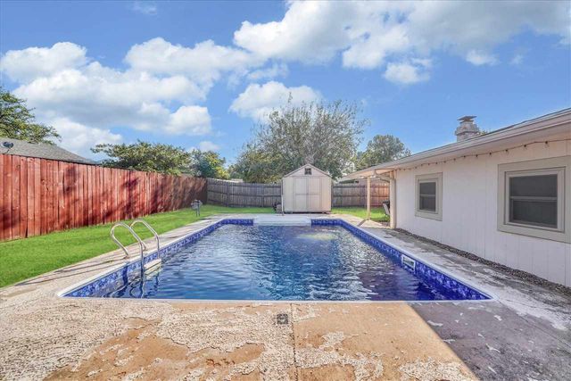 4608 NE Dearborn Ave, Lawton, OK 73507