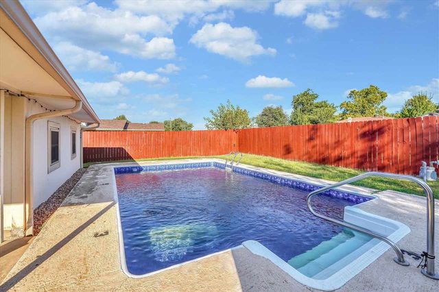 4608 NE Dearborn Ave, Lawton, OK 73507