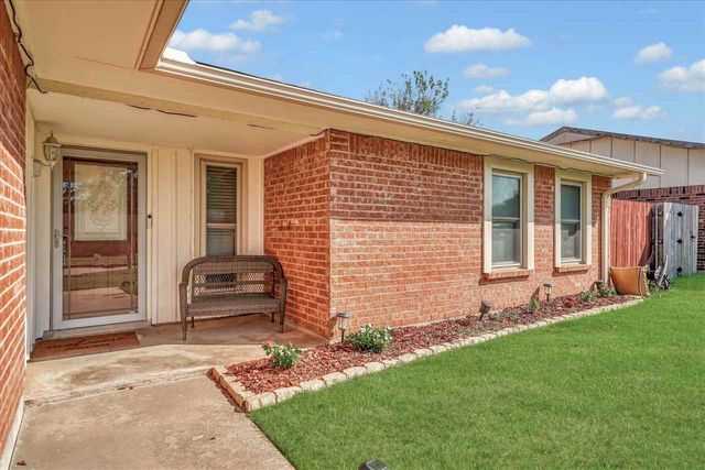 4608 NE Dearborn Ave, Lawton, OK 73507
