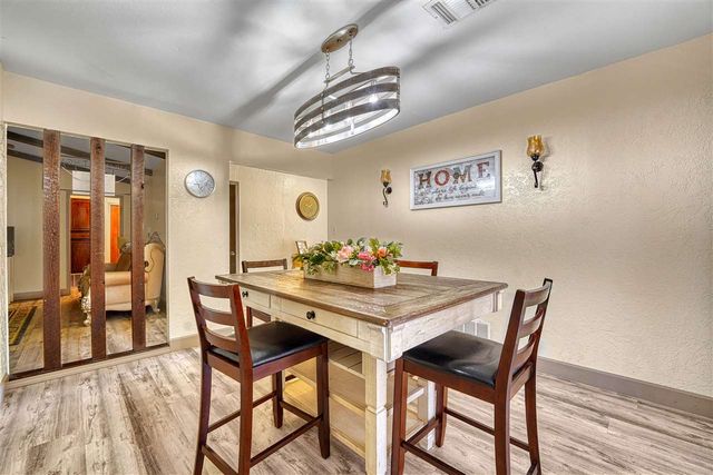 4608 NE Dearborn Ave, Lawton, OK 73507