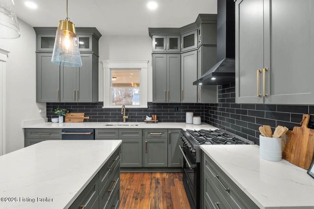 4548 S 3rd St, Louisville, KY 40214