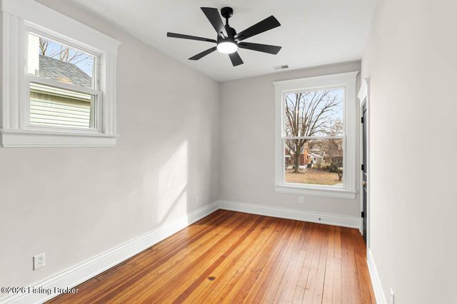 4548 S 3rd St, Louisville, KY 40214