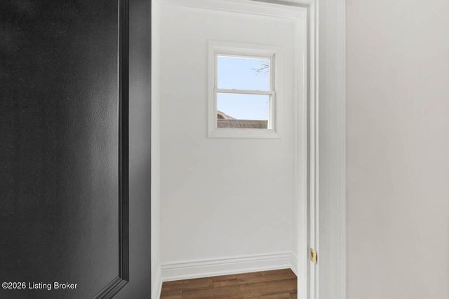 4548 S 3rd St, Louisville, KY 40214