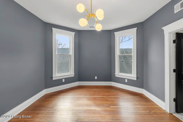 4548 S 3rd St, Louisville, KY 40214