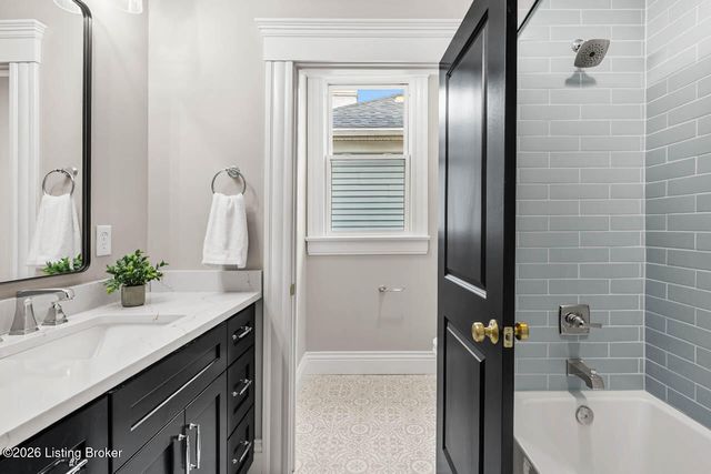 4548 S 3rd St, Louisville, KY 40214