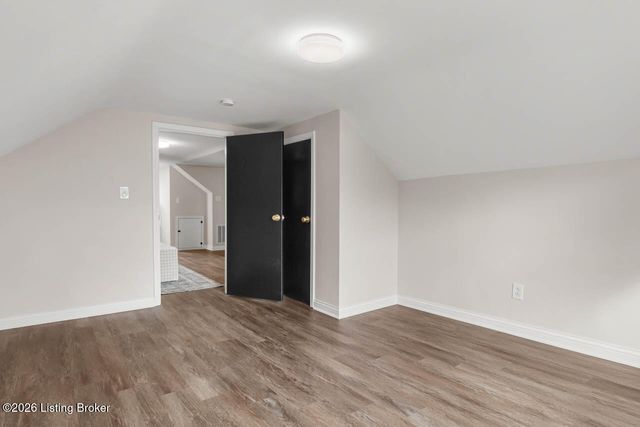 4548 S 3rd St, Louisville, KY 40214