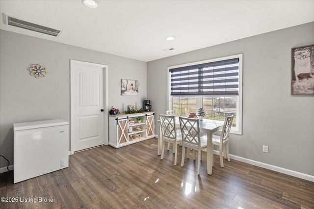 102 Copperfield Way, Bardstown, KY 40004