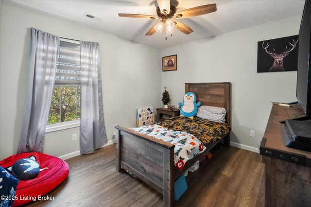 102 Copperfield Way, Bardstown, KY 40004