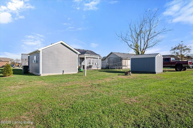 102 Copperfield Way, Bardstown, KY 40004