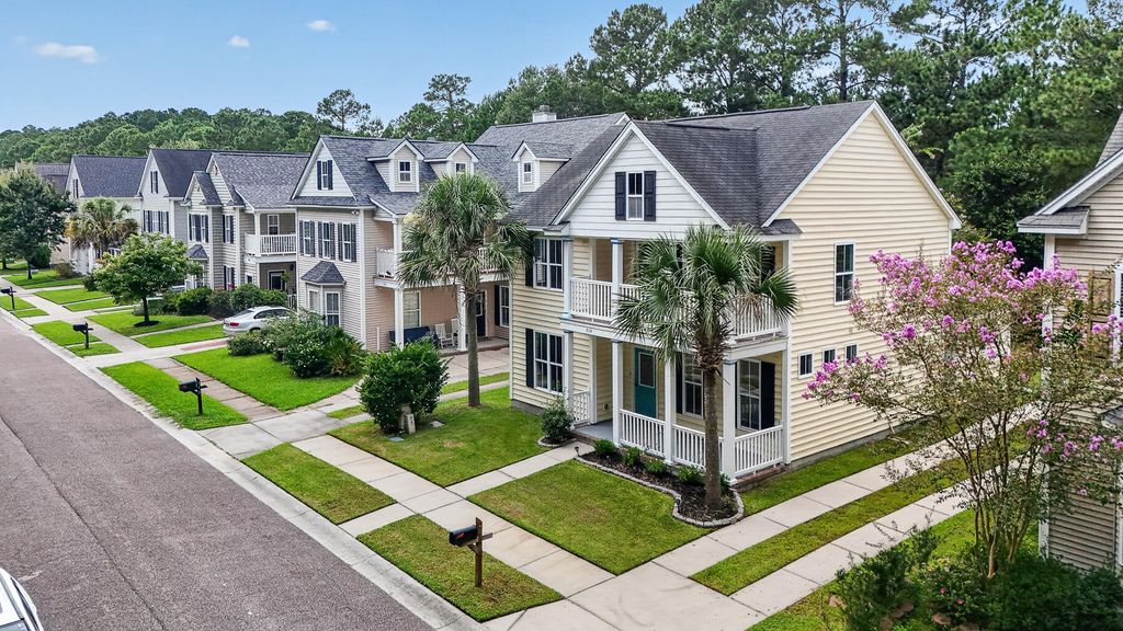 Image 103 of property listing at 514 Delafield Drive, Summerville, SC 29483