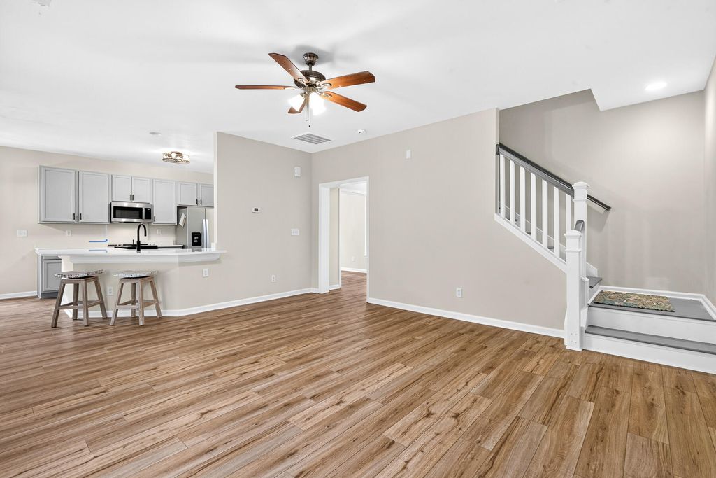 Image 21 of property listing at 514 Delafield Drive, Summerville, SC 29483