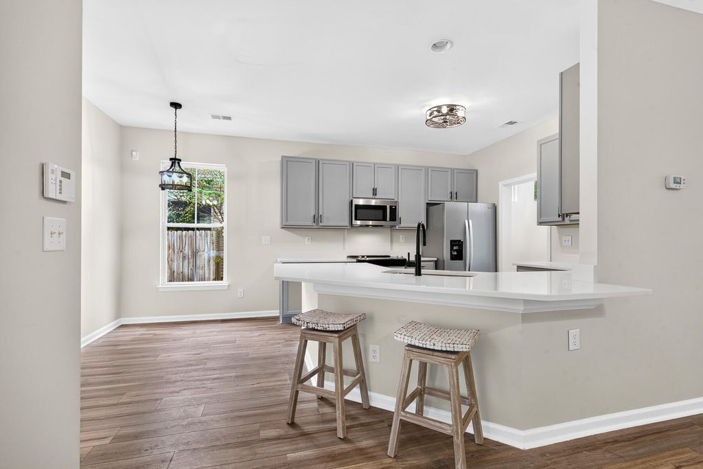 Image 26 of property listing at 514 Delafield Drive, Summerville, SC 29483