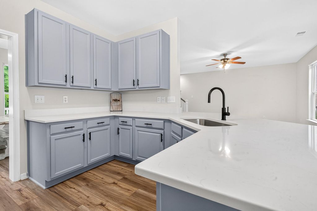 Image 29 of property listing at 514 Delafield Drive, Summerville, SC 29483
