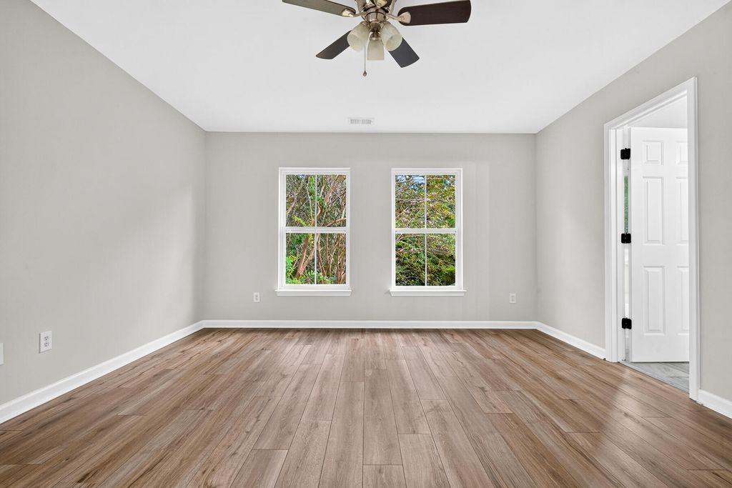 Image 54 of property listing at 514 Delafield Drive, Summerville, SC 29483