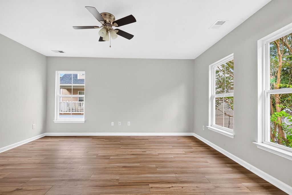 Image 56 of property listing at 514 Delafield Drive, Summerville, SC 29483