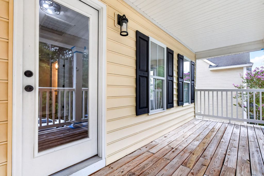 Image 81 of property listing at 514 Delafield Drive, Summerville, SC 29483