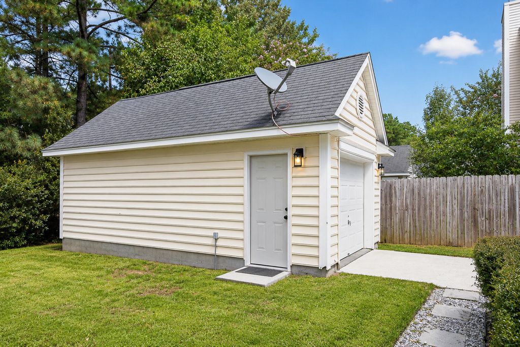 Image 90 of property listing at 514 Delafield Drive, Summerville, SC 29483