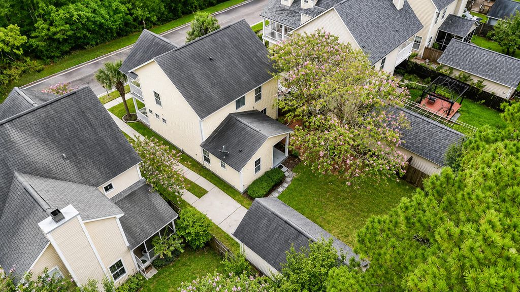 Image 97 of property listing at 514 Delafield Drive, Summerville, SC 29483