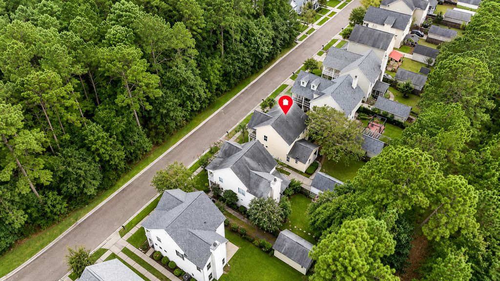 Image 99 of property listing at 514 Delafield Drive, Summerville, SC 29483