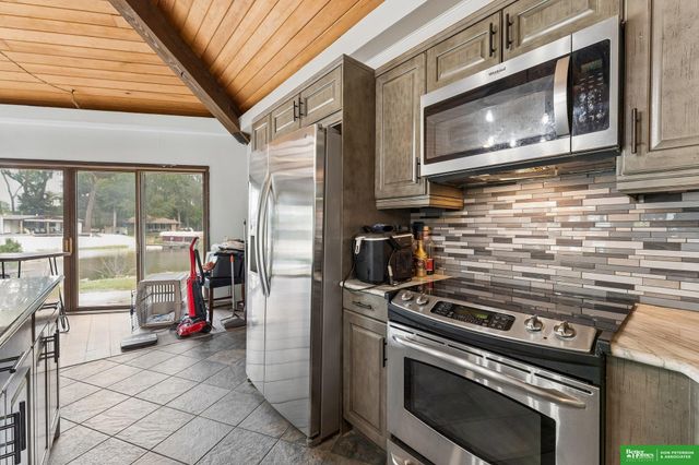 S1086 Timber Lane, Fremont, NE 68025
