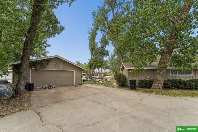 S1086 Timber Lane, Fremont, NE 68025