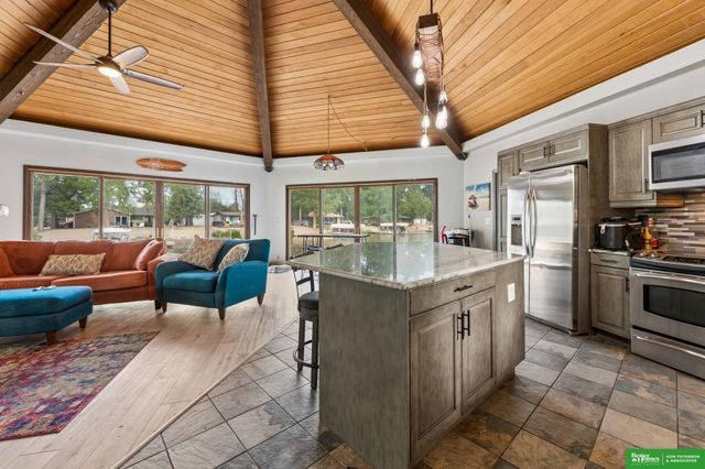 S1086 Timber Lane, Fremont, NE 68025