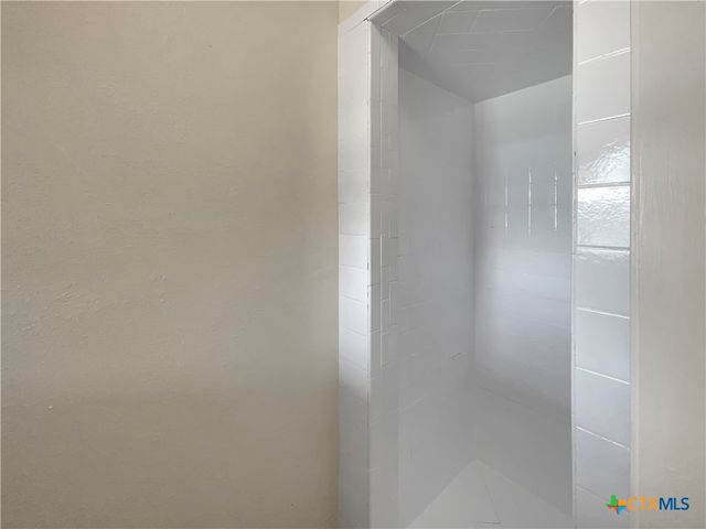 1009 N 4th Street, Copperas Cove, TX 76522