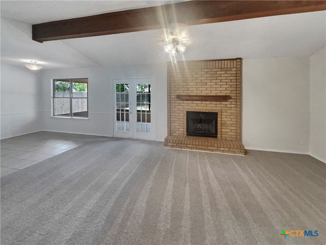 1009 N 4th Street, Copperas Cove, TX 76522