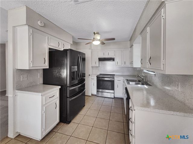 1009 N 4th Street, Copperas Cove, TX 76522