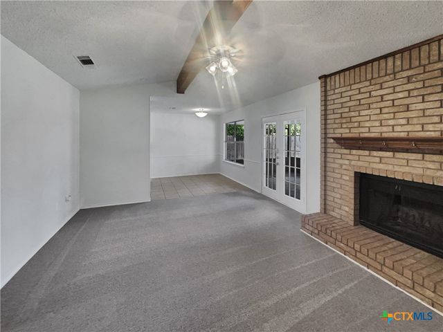 1009 N 4th Street, Copperas Cove, TX 76522