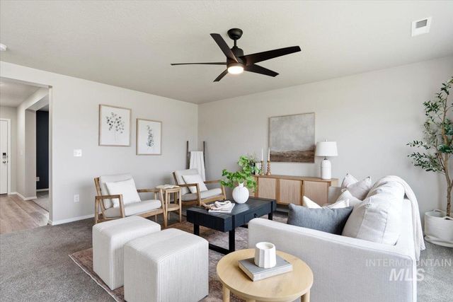 561 S Bangor Way, Nampa, ID 83687