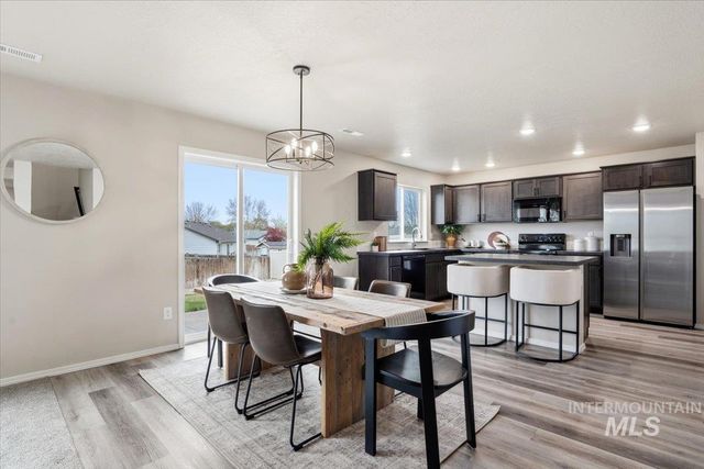 561 S Bangor Way, Nampa, ID 83687