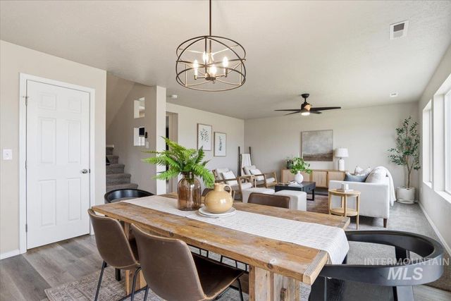 561 S Bangor Way, Nampa, ID 83687