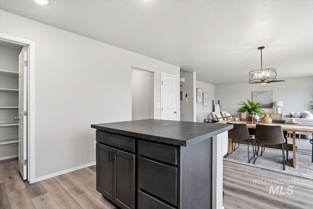 561 S Bangor Way, Nampa, ID 83687