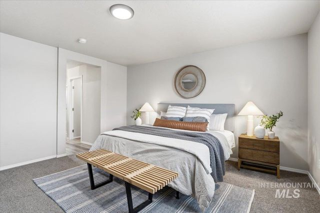 561 S Bangor Way, Nampa, ID 83687